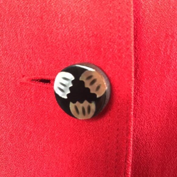 Dana Buchman Red Silk top mother Pearl Buttons EUC - Picture 2 of 5
